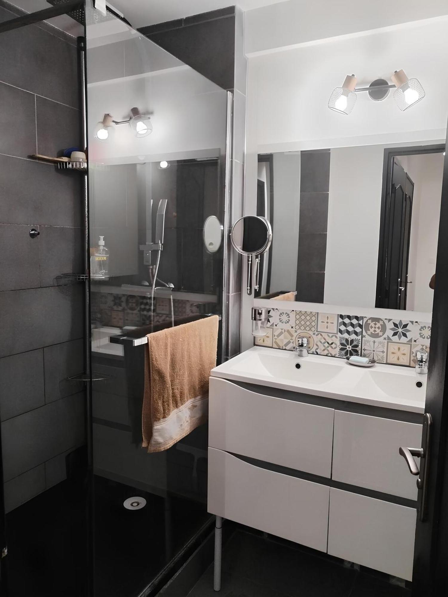 Chambre Proche Saint Charles Et Port Avec Netflix マルセイユ エクステリア 写真